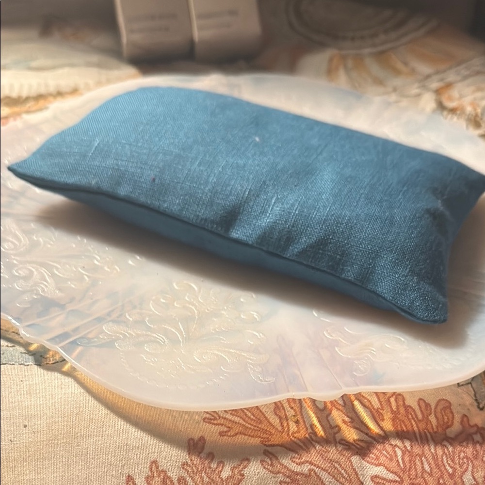 Organic Linen Eye/Forehead Aromatherapy Pillow for Relaxation
